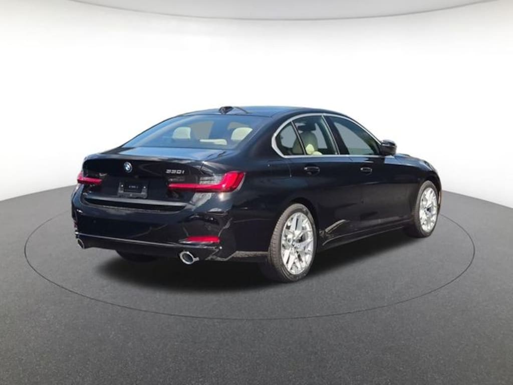 New 2026 BMW 330i Sedan