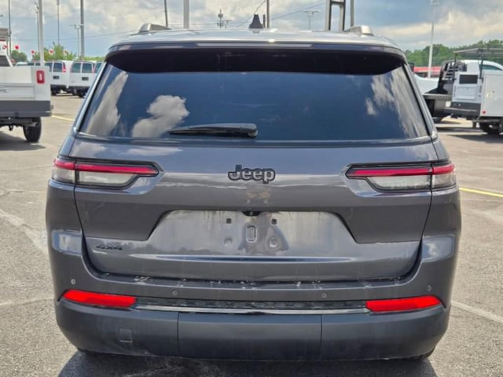 Used 2025 Jeep Grand Cherokee L Altitude