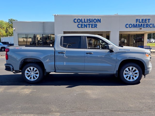 Used 2024 Chevrolet Silverado 1500 Custom with VIN 1GCPDBEK7RZ224948 for sale in Little Rock