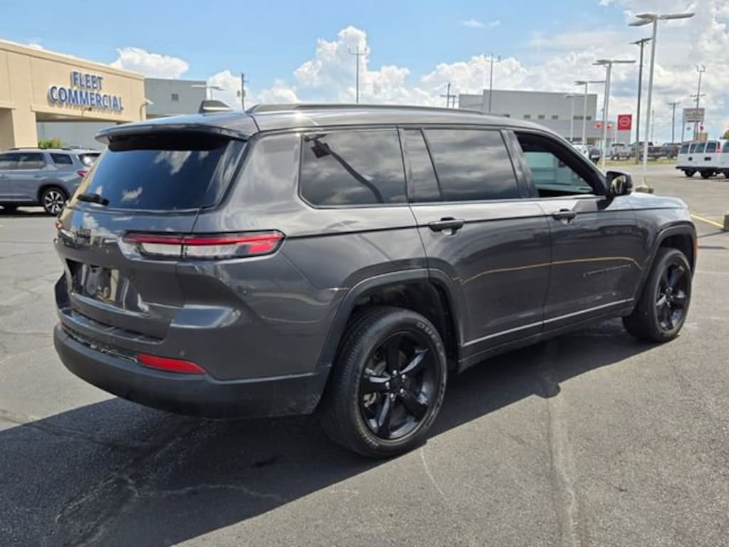 Used 2025 Jeep Grand Cherokee L Altitude