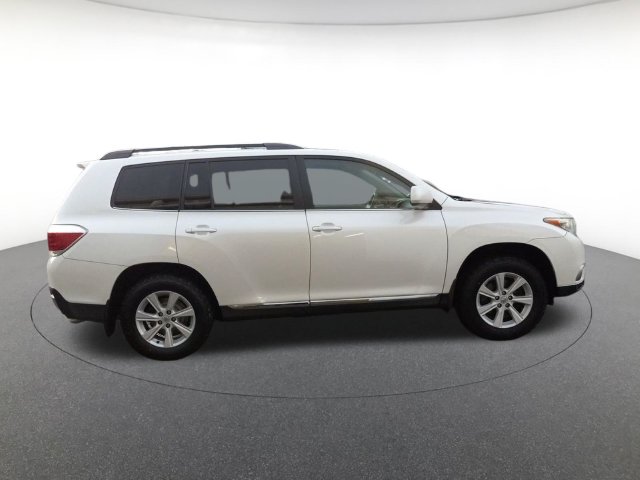 Used 2013 Toyota Highlander SE SUV
