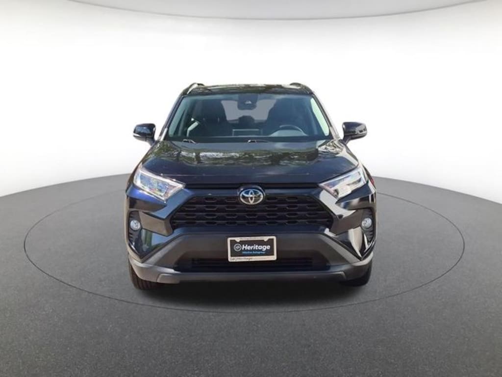Used 2020 Toyota RAV4 XLE SUV