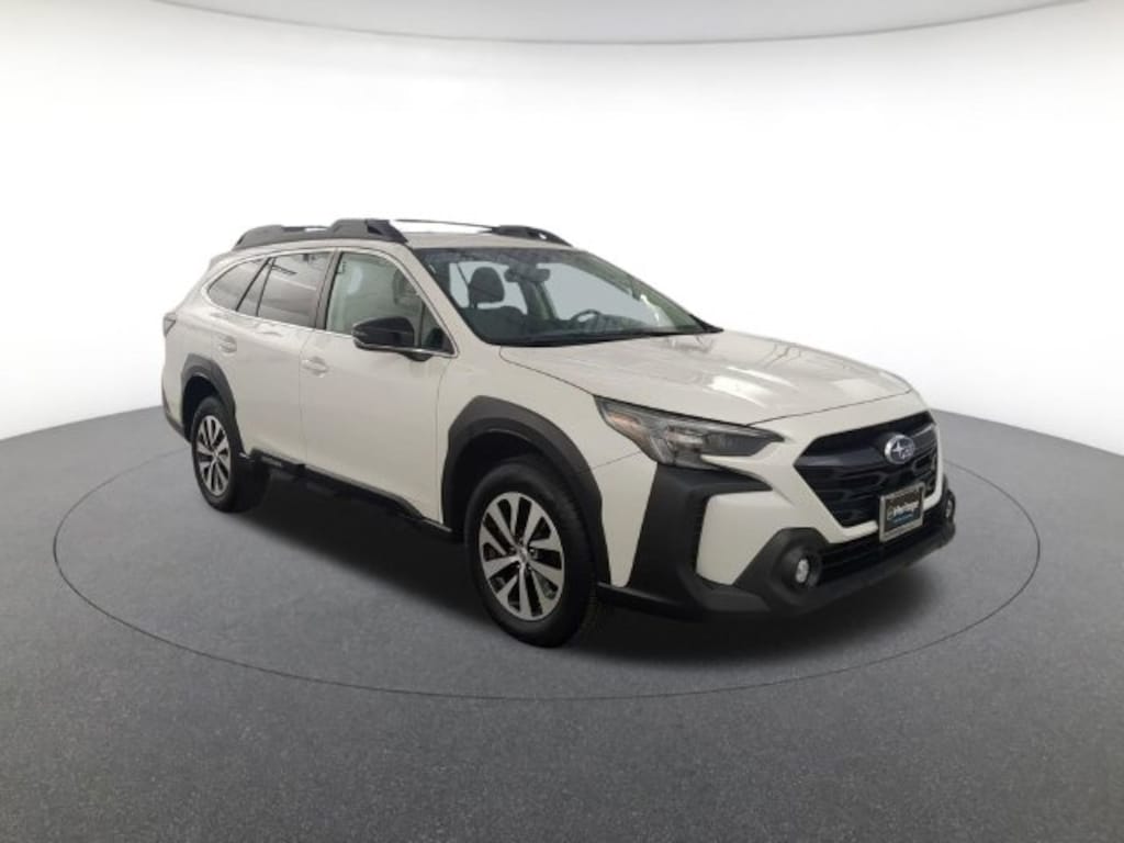 Used 2025 Subaru Outback Premium SUV