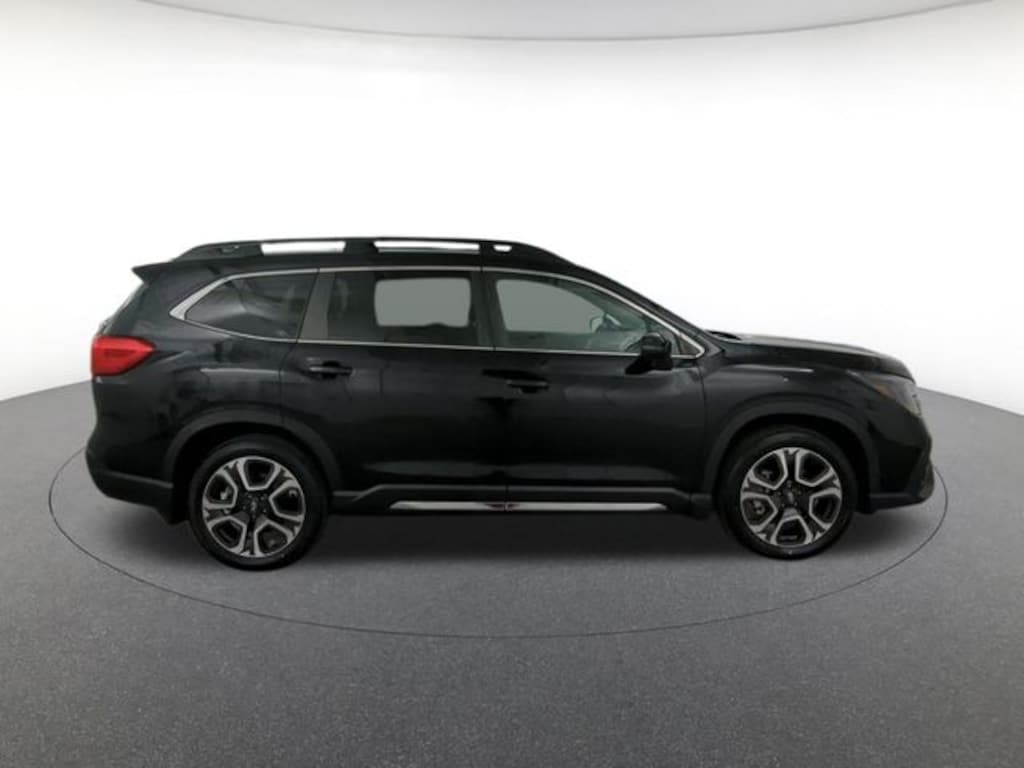 Used 2023 Subaru Ascent Limited SUV