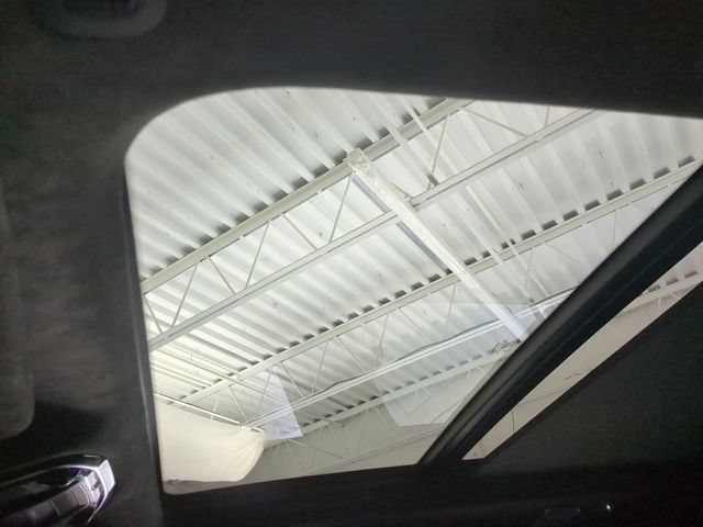 2024 Jeep Grand Wagoneer L Series III - Photo 35