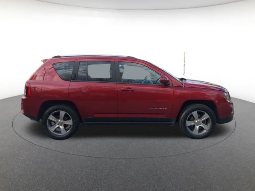 Used 2017 Jeep Compass Latitude Sport Utility