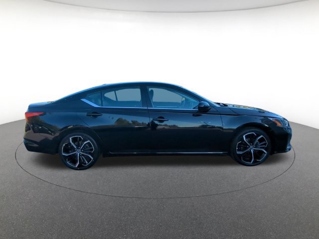 Used 2024 Nissan Altima 2.5 SR Sedan