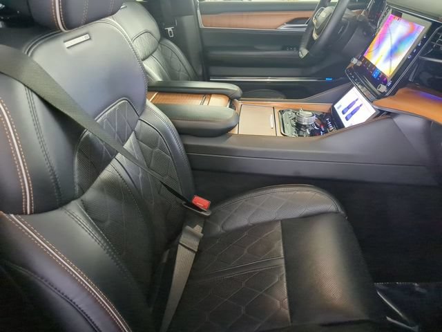 2024 Jeep Grand Wagoneer L Series III - Photo 42