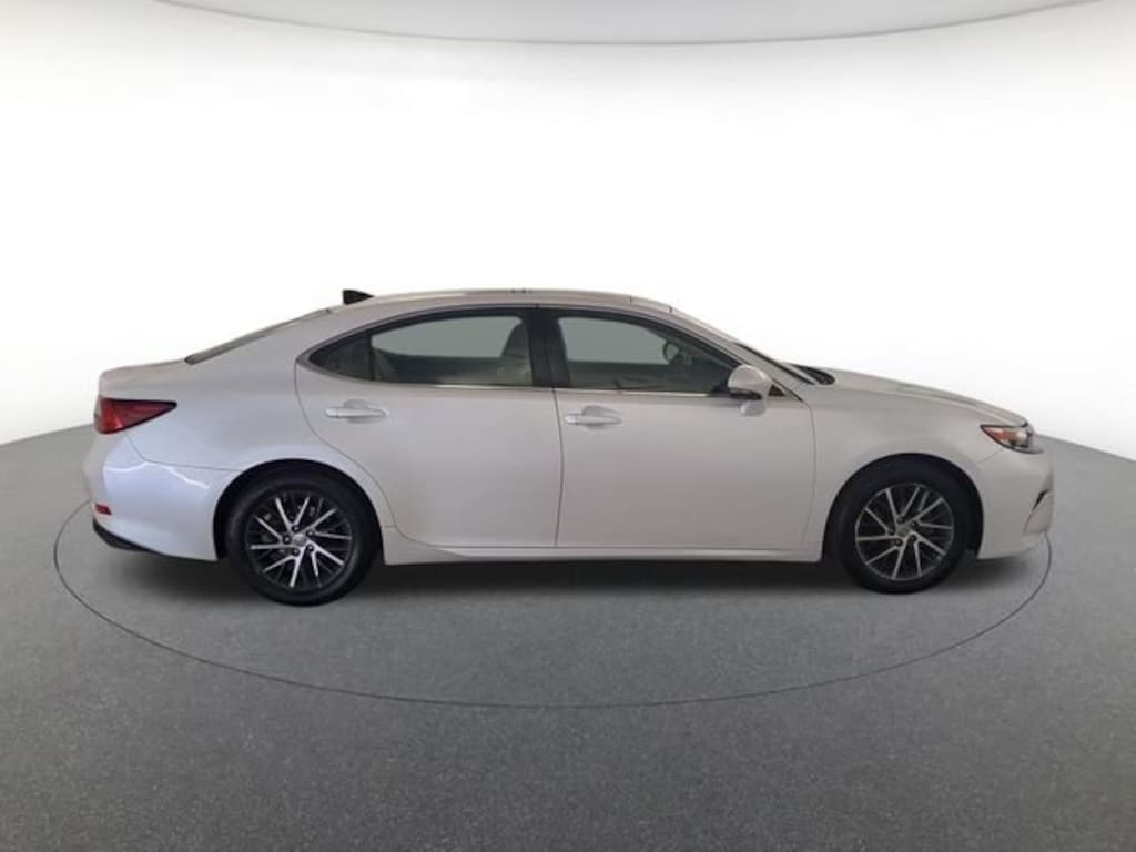 Used 2018 Lexus ES 350 Sedan