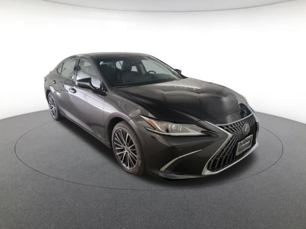 Used 2025 Lexus ES 350 Sedan