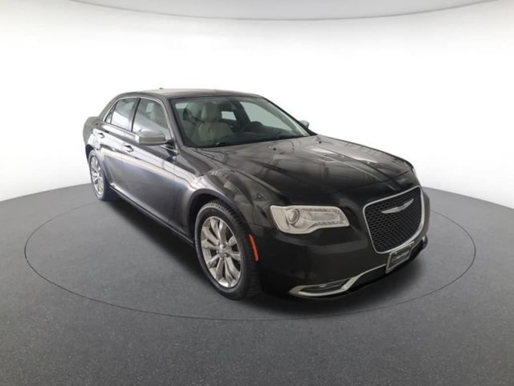 Used 2018 Chrysler 300 Limited Sedan