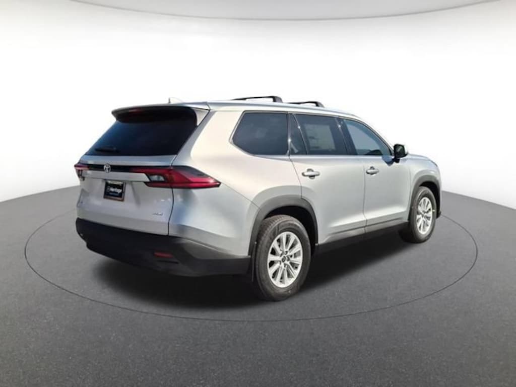 New 2026 Toyota Grand Highlander Hybrid XLE SUV