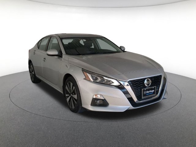 Used 2022 Nissan Altima 2.5 SL Sedan