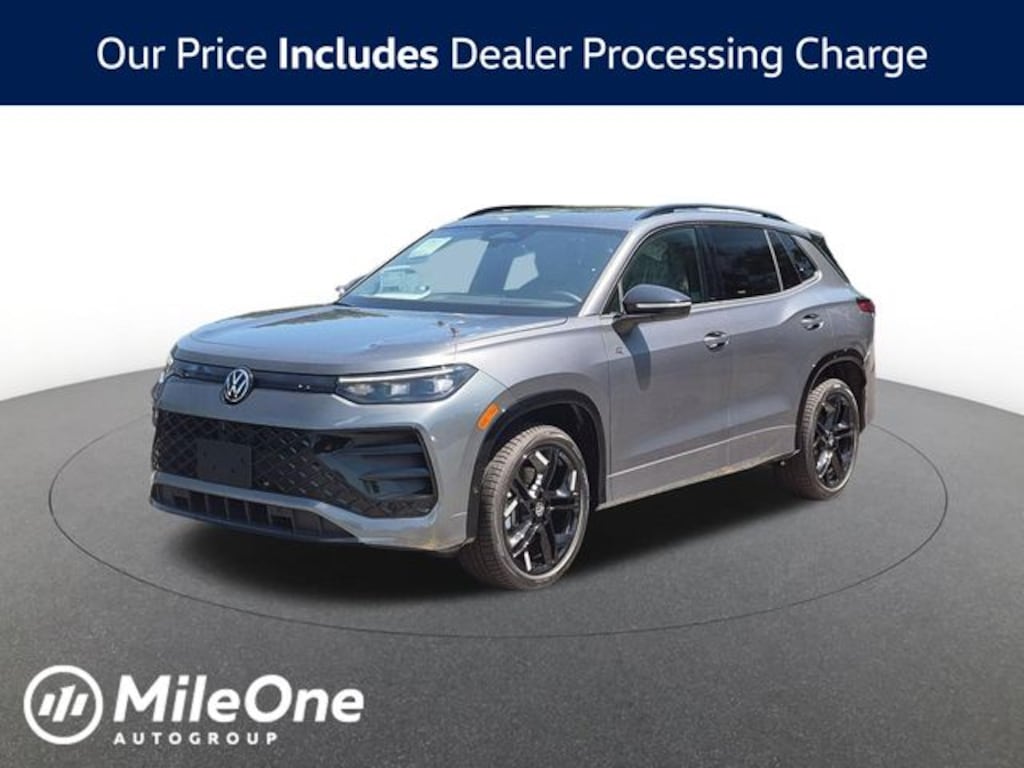 New 2026 Volkswagen Tiguan SE R-Line Black SUV