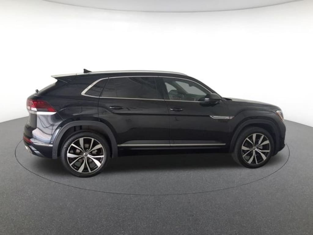 Used 2024 Volkswagen Atlas Cross Sport 2.0T SEL Premium R-Line SUV