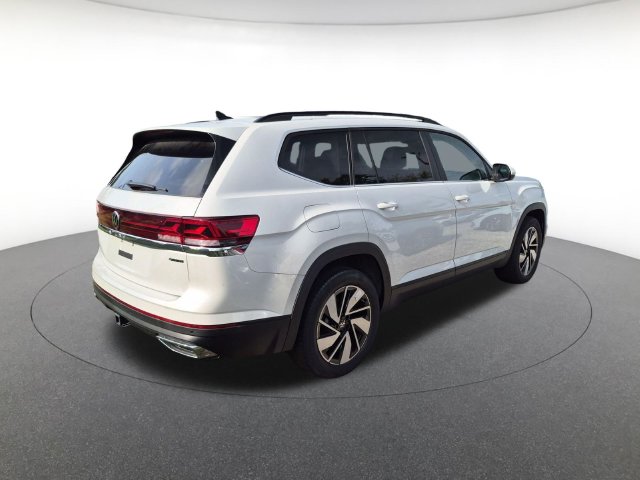 2026 Volkswagen Atlas SE w/Tech - Photo 3