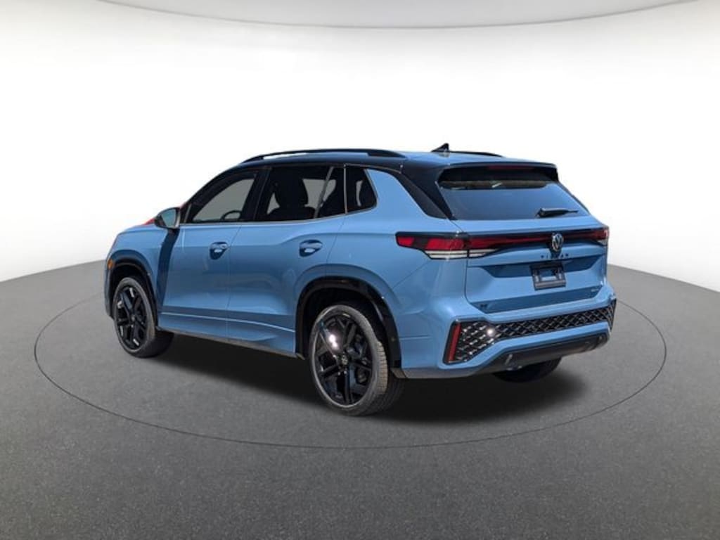 New 2026 Volkswagen Tiguan SE R-Line Black SUV