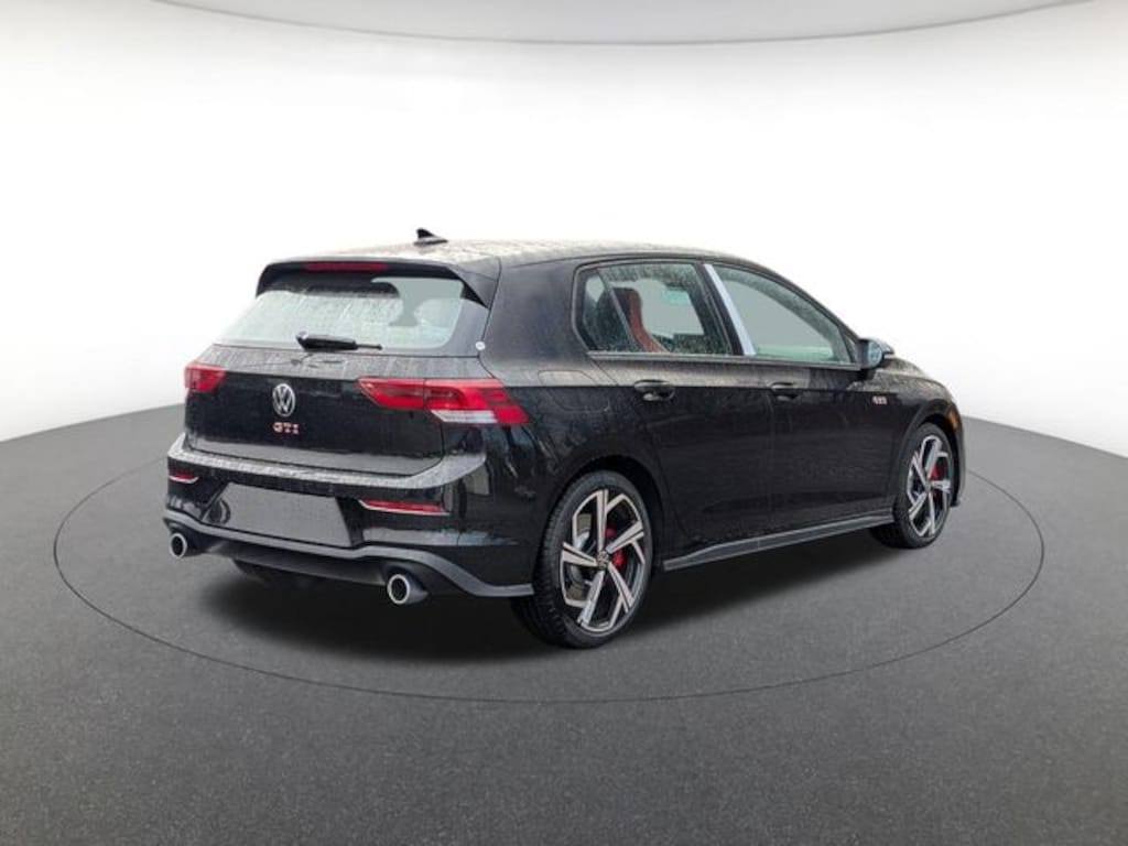 New 2026 Volkswagen Golf GTI SE Hatchback