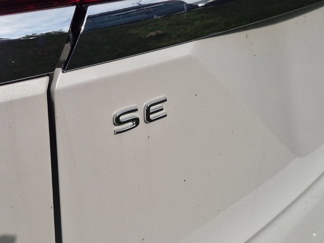 2026 Volkswagen Atlas SE w/Tech - Photo 10
