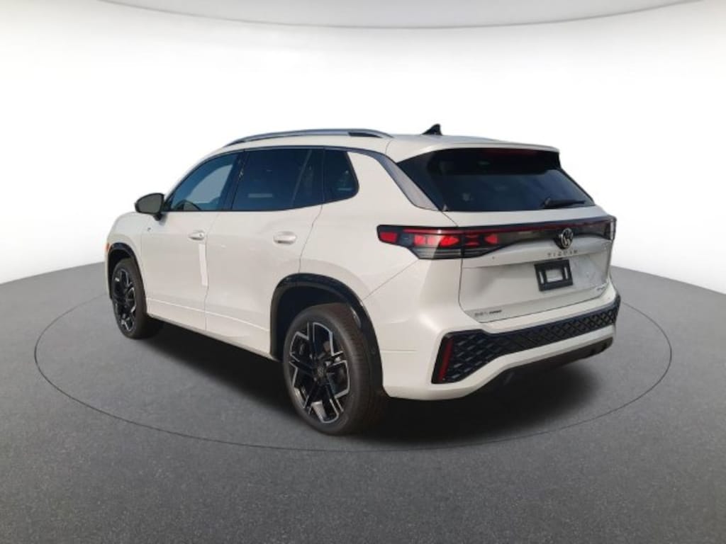 New 2026 Volkswagen Tiguan SEL R-Line Turbo SUV