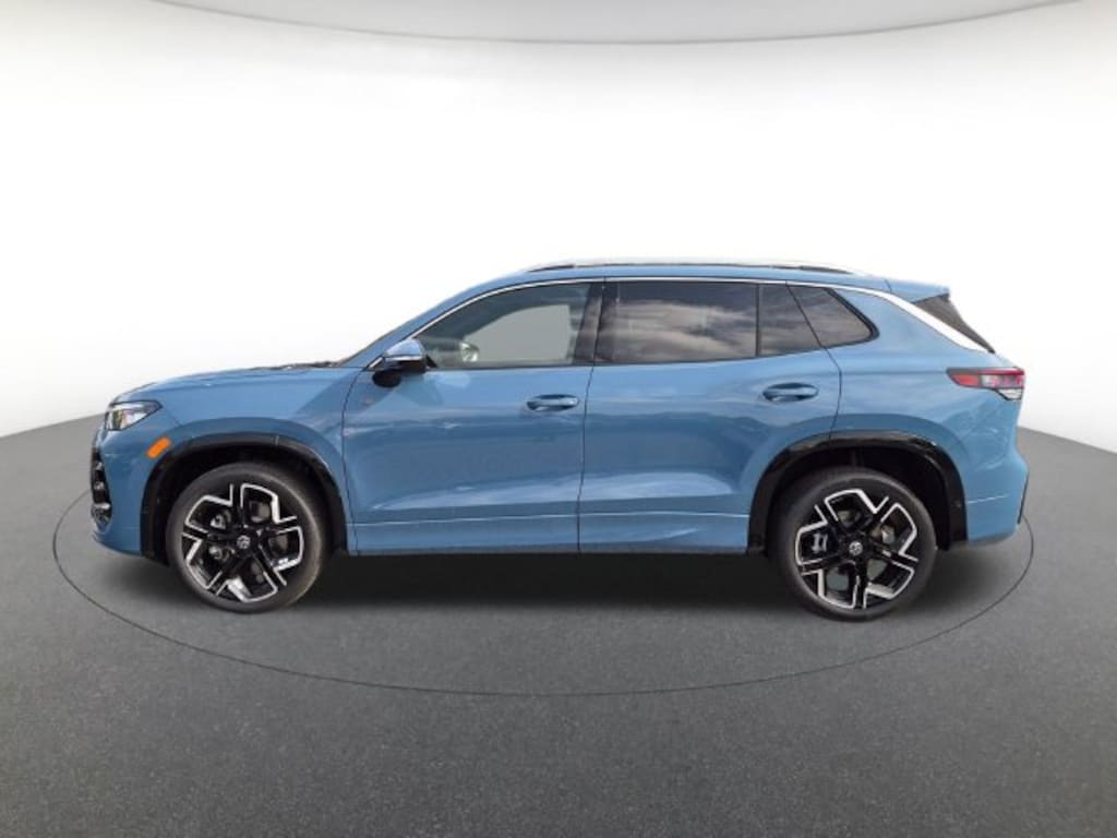 New 2026 Volkswagen Tiguan SEL R-Line Turbo SUV
