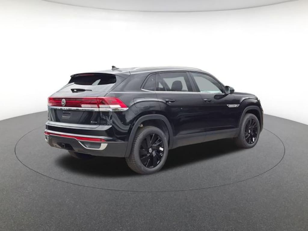 New 2026 Volkswagen Atlas Cross Sport SE w/Technology SUV
