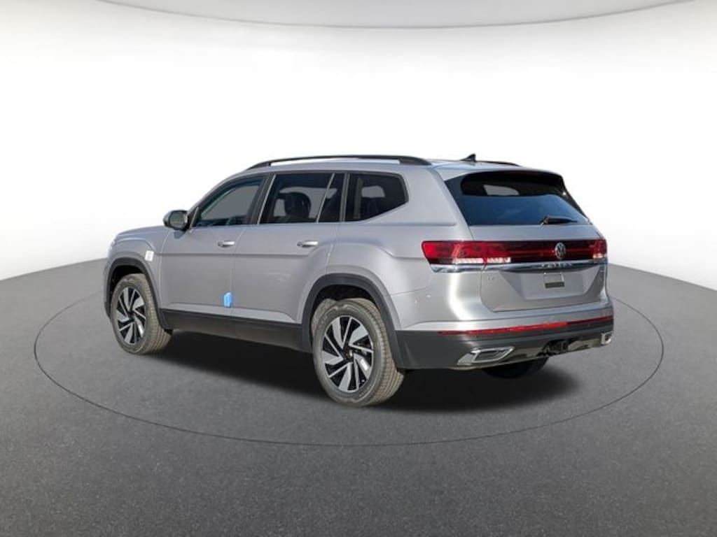 New 2026 Volkswagen Atlas SE w/Technology SUV