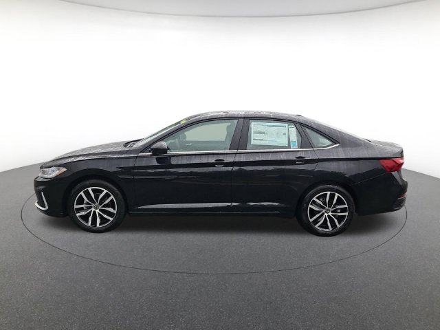 New 2027 Volkswagen Jetta 1.5T SE Sedan