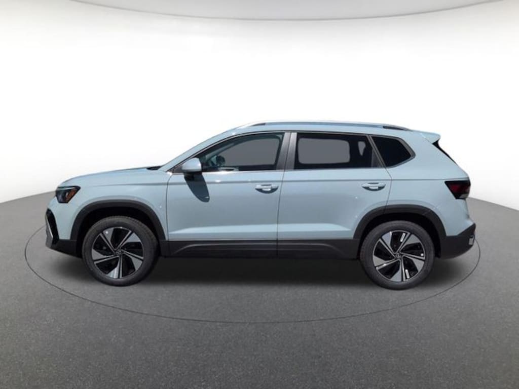 New 2026 Volkswagen Taos 1.5T SE SUV