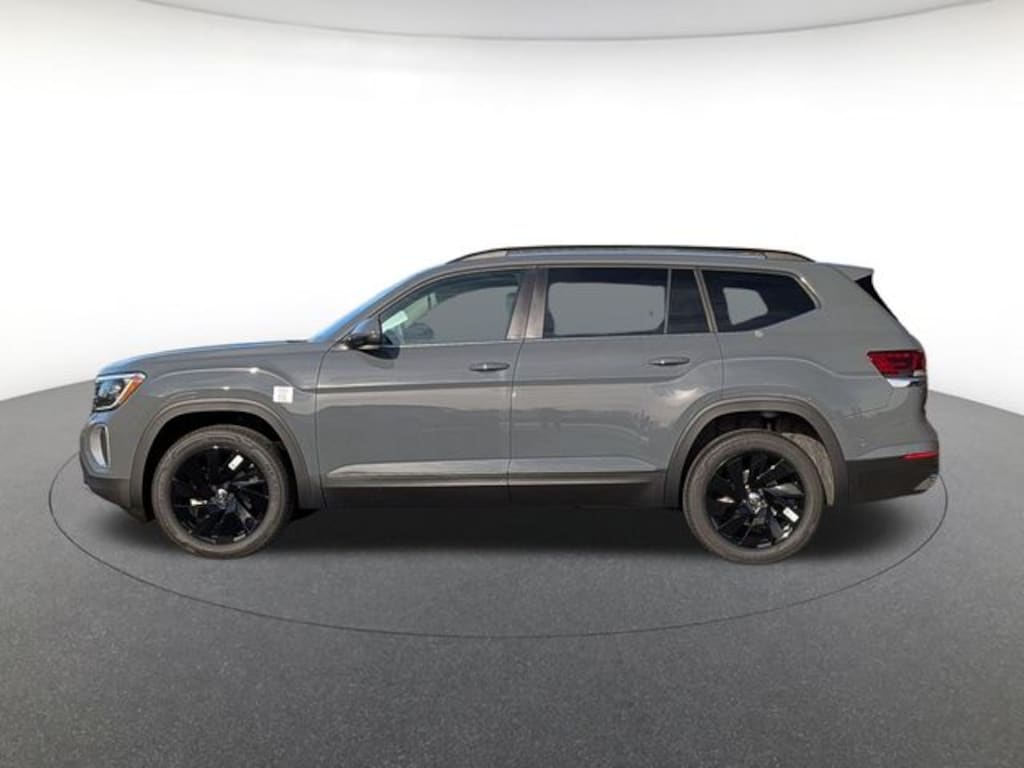 New 2026 Volkswagen Atlas SE w/Technology SUV