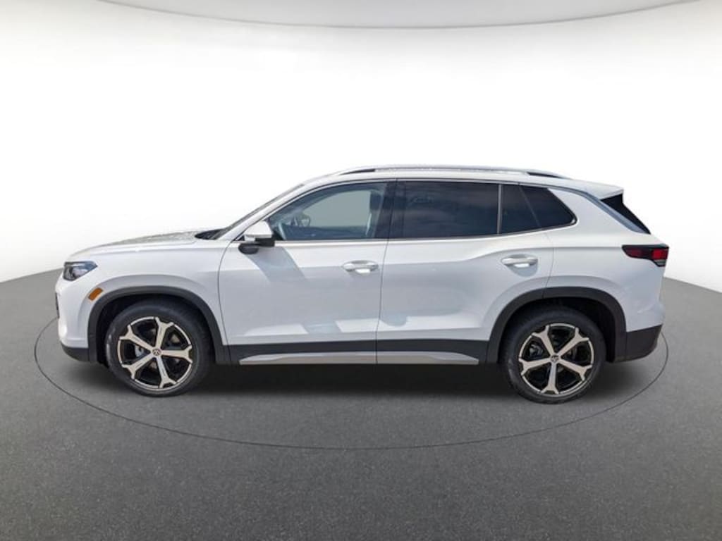 New 2026 Volkswagen Tiguan SE SUV