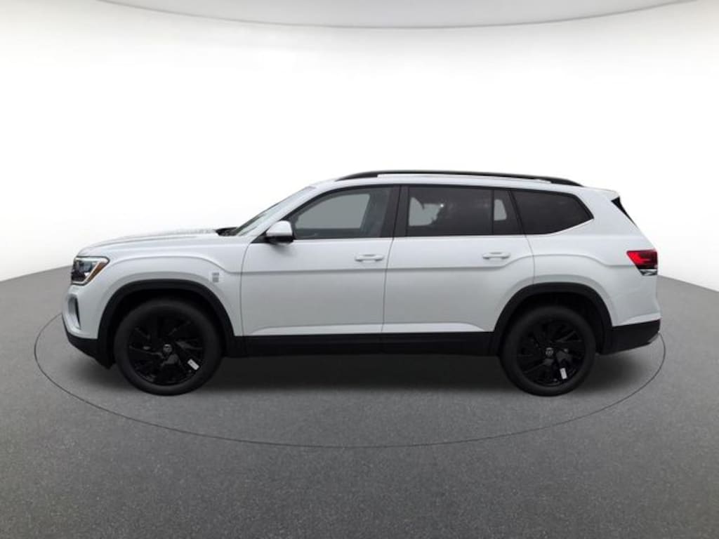 New 2026 Volkswagen Atlas SE w/Technology SUV