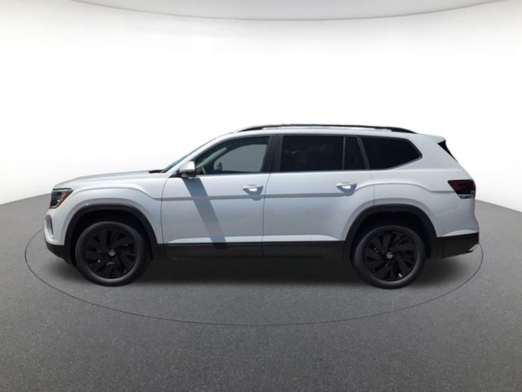 New 2026 Volkswagen Atlas SE w/Technology SUV