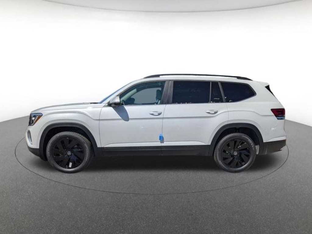 New 2026 Volkswagen Atlas SE w/Technology SUV