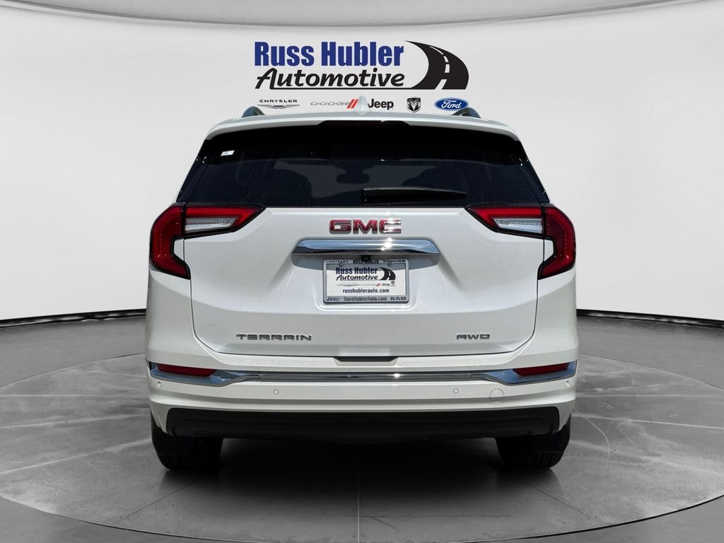 Used 2024 GMC Terrain Denali SUV