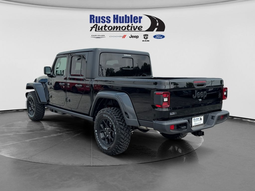 New 2026 Jeep Gladiator WILLYS 4X4 Pickup