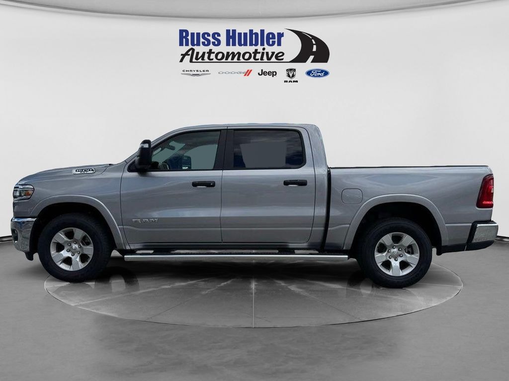New 2025 Ram 1500 BIG HORN CREW CAB 4X4 5'7 BOX Pickup