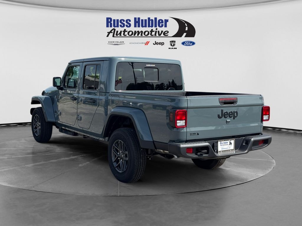 New 2026 Jeep Gladiator SPORT S 4X4 Pickup