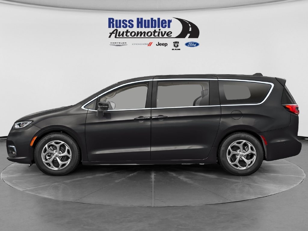 Used 2025 Chrysler Pacifica Pinnacle Van Passenger Van