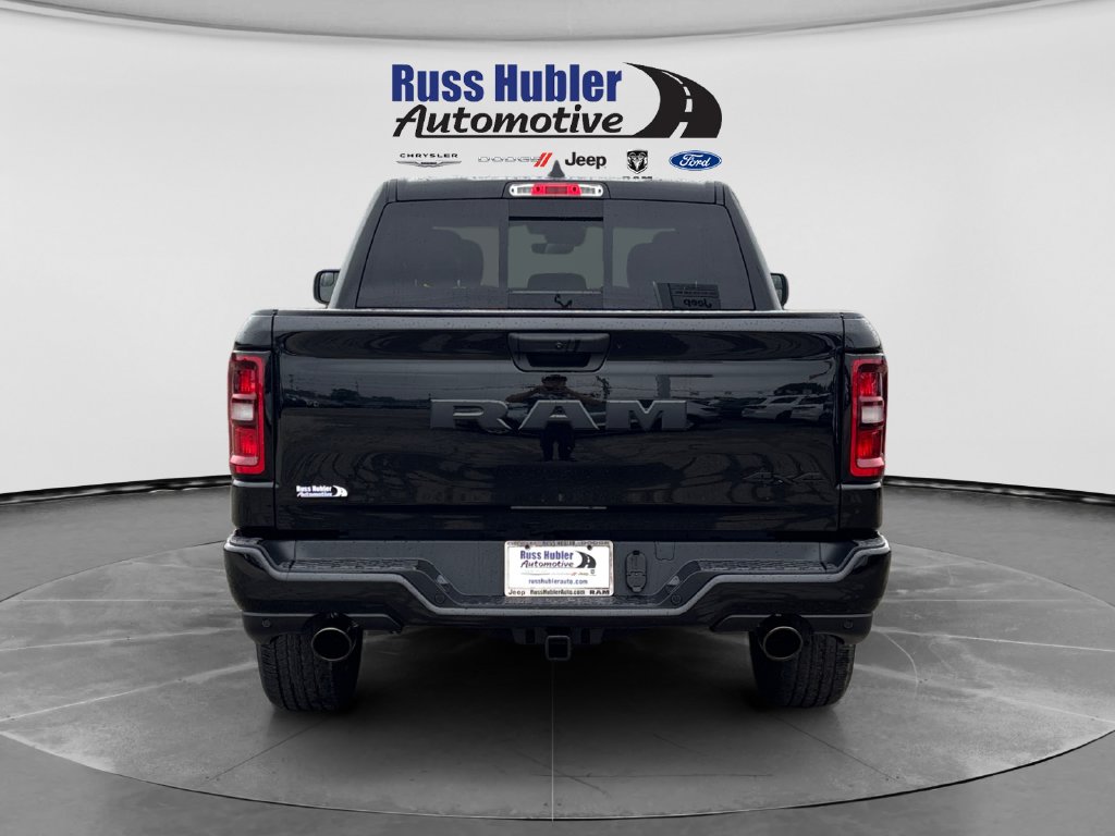 New 2027 Ram 1500 EXPRESS CREW CAB 4X4 5'7 BOX Pickup