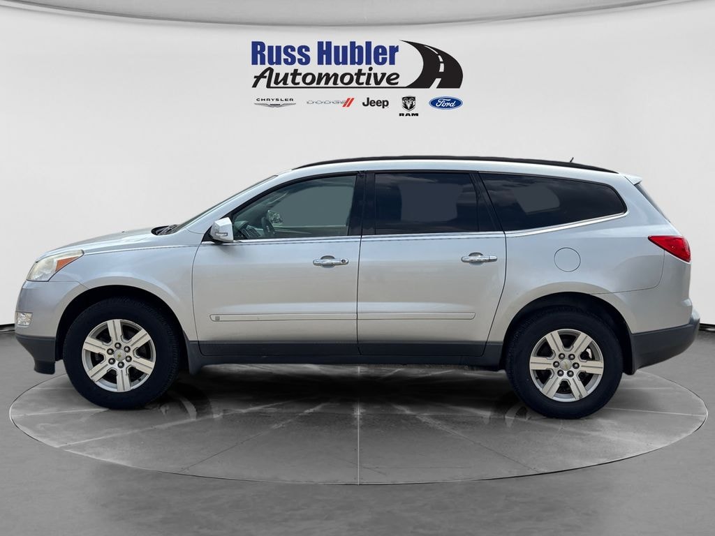 Used 2010 Chevrolet Traverse LT SUV