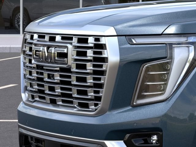 2026 GMC Yukon XL Denali - Photo 13