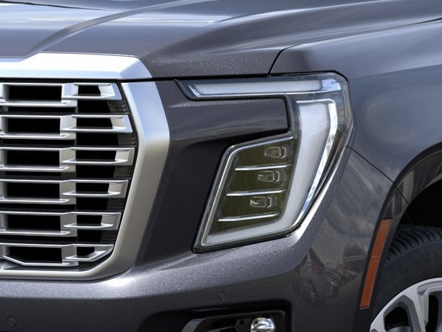 2026 GMC Yukon Denali - Photo 10