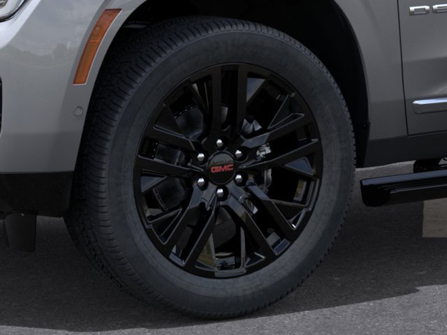 2026 GMC Yukon XL Denali - Photo 9