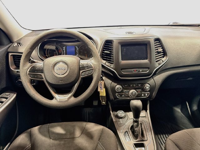 2021 Jeep Cherokee Latitude - Photo 19