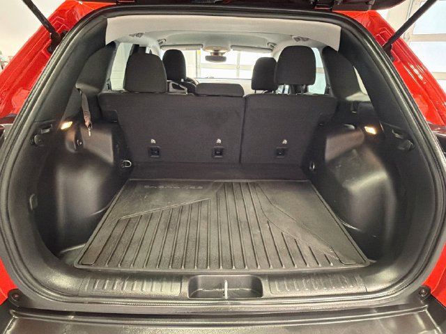 2021 Jeep Cherokee Latitude - Photo 21