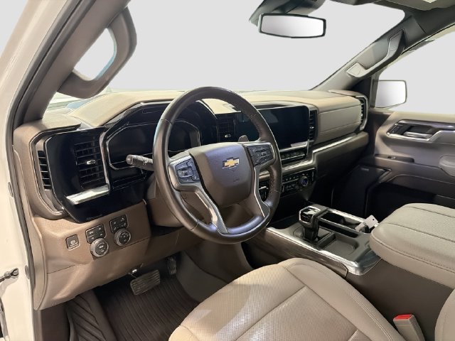 2024 Chevrolet Silverado 1500 LTZ - Photo 9