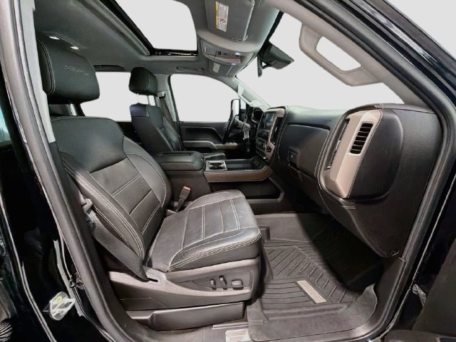 2017 GMC Sierra 3500 Denali HD Denali - Photo 23