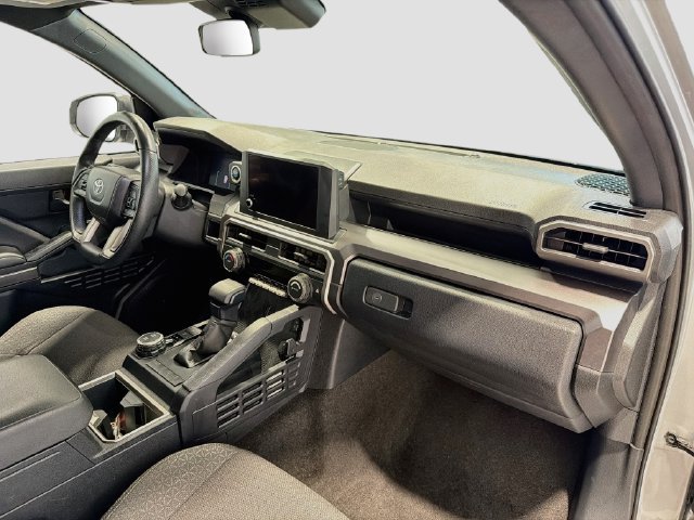 2025 Toyota 4Runner SR5 - Photo 25
