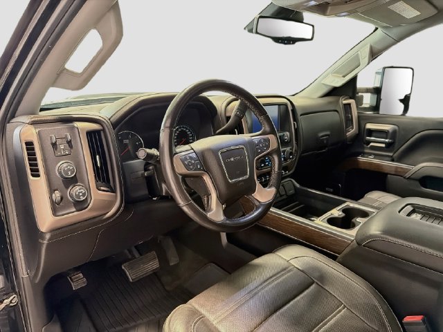 2017 GMC Sierra 3500 Denali HD Denali - Photo 9
